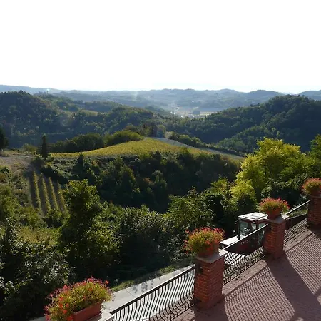 Villa Tenuta Tenaglia Serralunga di Crea Exterior foto