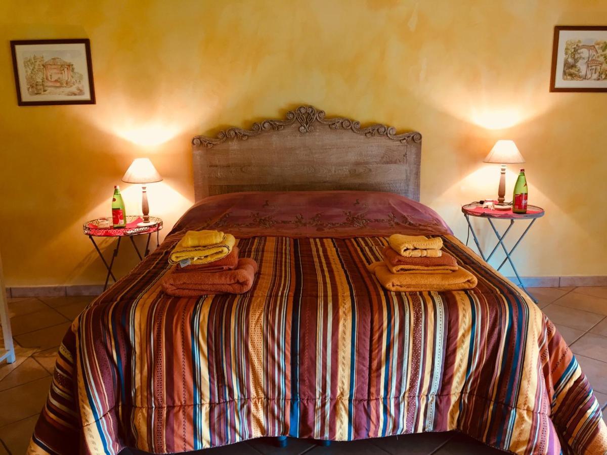 Tenuta Tenaglia Farm stay
